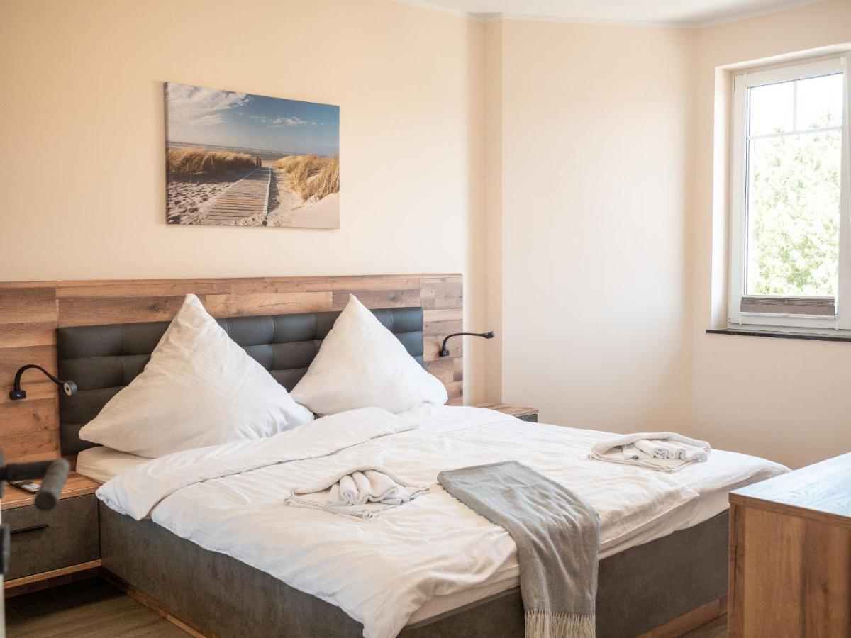 Apartamento Rotes Haus Krabbe - Whg 2 Zingst Exterior foto